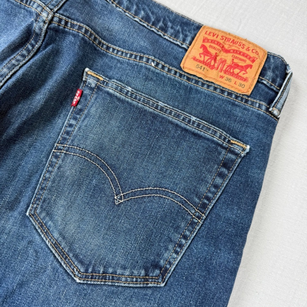 Levis 541 Athletic Taper Mens Jeans Blue 36x30 Gorpcore Utility Western (36x29)